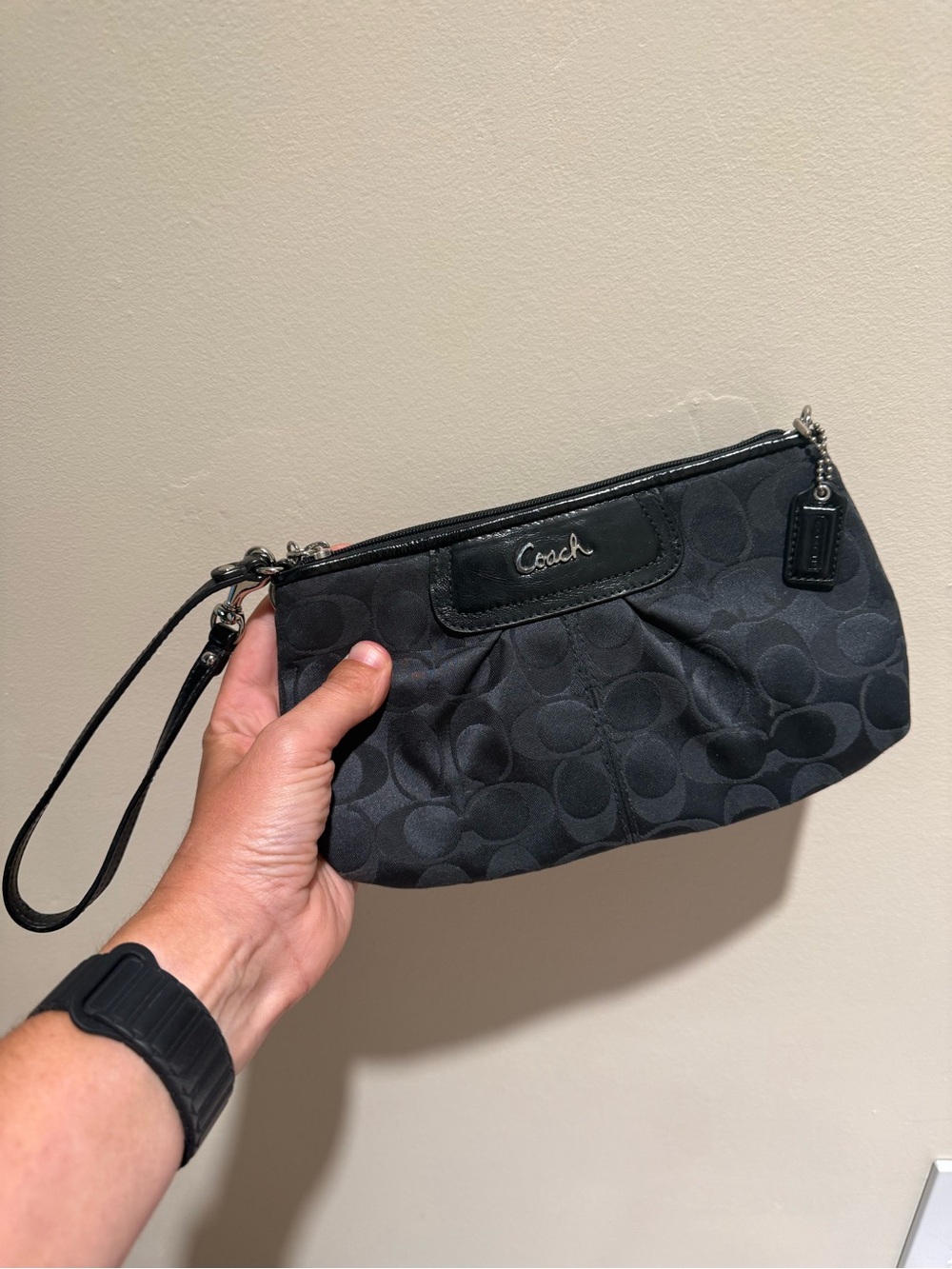 Vintage Coach Black Signature C Pleated Jacquard Wristlet Wallet Clutch